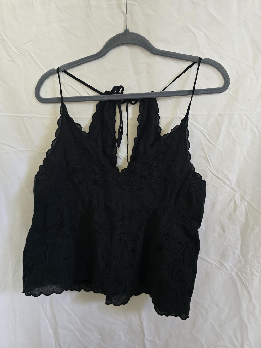 American Eagle Outfitters Black Eyelet Scallop V-Neck Cami